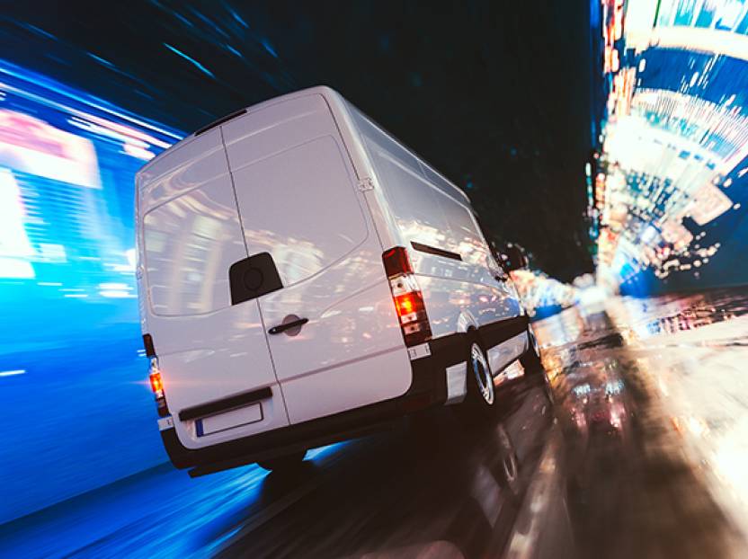 Galvanic isolation in electrical commercial vehicles
